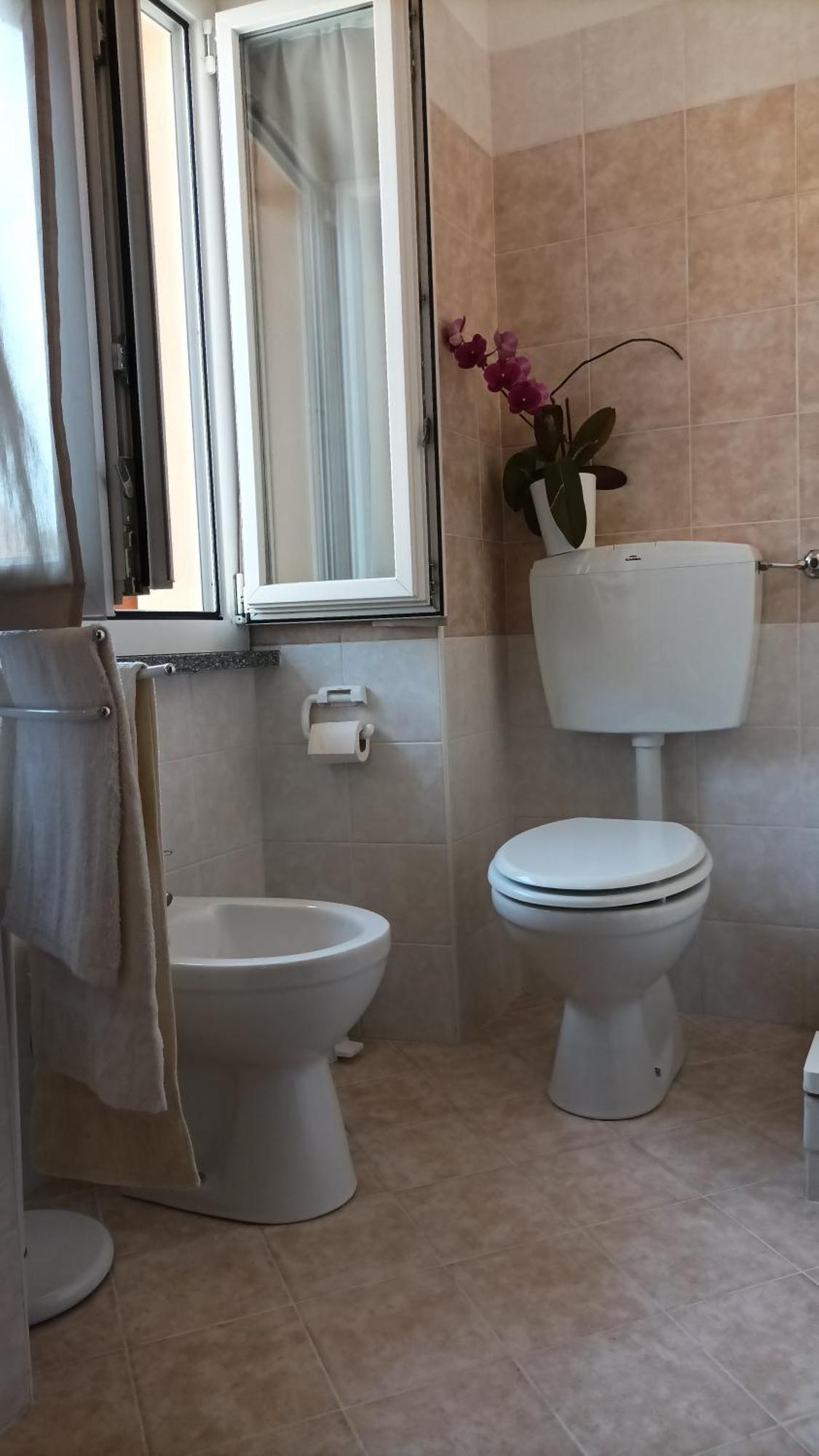 Quick Home - Interno 45 Biella Phòng bức ảnh